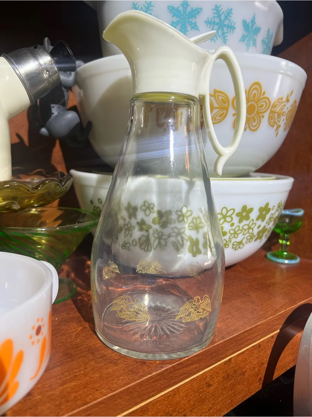 Vintage 1970’s Log Cabin Glass Maple Syrup Dispenser Pitcher with Gold Eagles